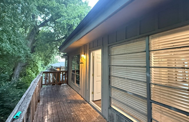 6012 6012 WESTRIDGE LN