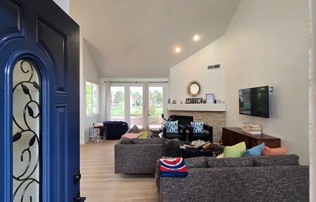 STUNNING GOLF COURSE AND WATER VIEWS IN GUARD-GATED SPANISH TRAIL!