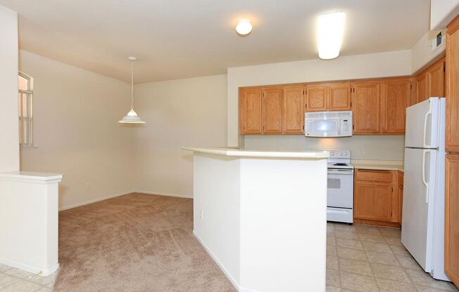 3 beds, 2 baths, 1,315 sqft, $3,295, Unit Unit 0503