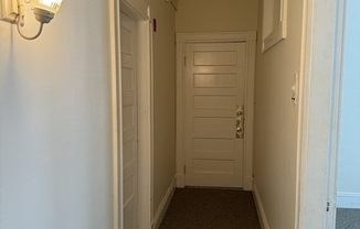 1 bed, 1 bath, 800 sqft, $1,800, Unit 2