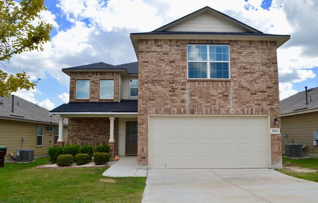 Beautiful 4 bed 2.5 bath off Potranco and 381!