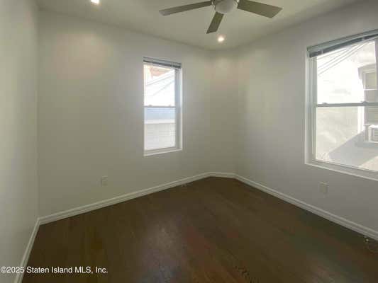 2548 E 21 ST
