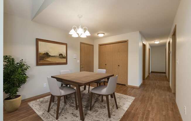 Sierra Ridge Apartments in Bismarck, ND | Dining Area