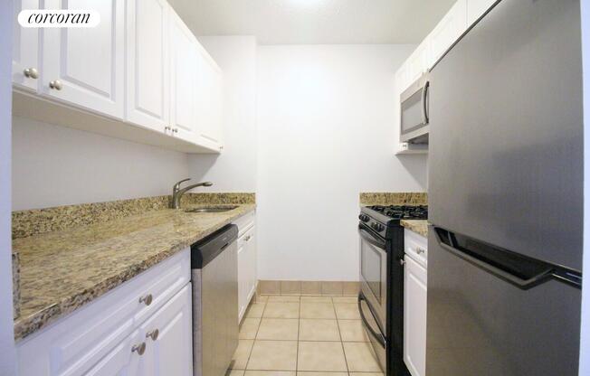 Studio, 1 bath, $4,500, Unit 6F