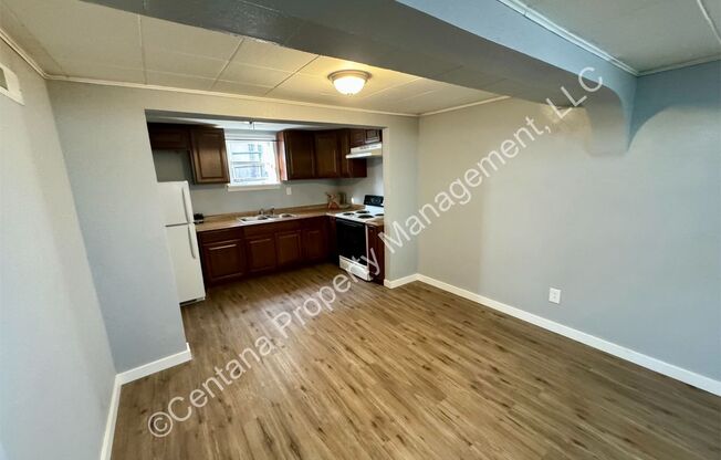 2 beds, 1.5 baths, $1,150, Unit Lower Unit