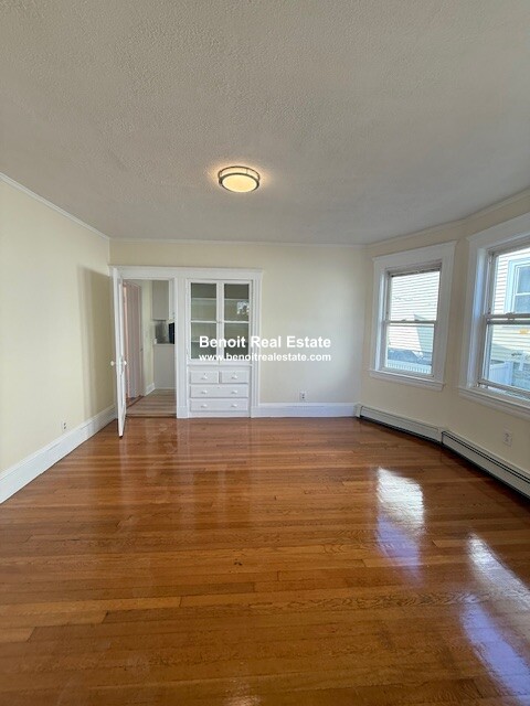 242 BOYLSTON ST