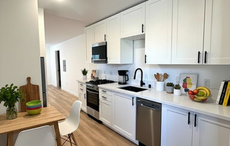Montshire - 97th Street