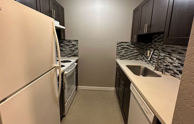 Emerald Place Apartments