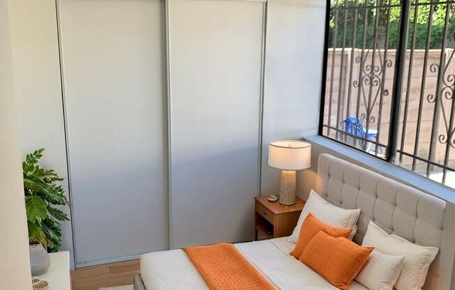 Comfortable and Classic Living in Lincoln Heights at 2216 Griffin Avenue