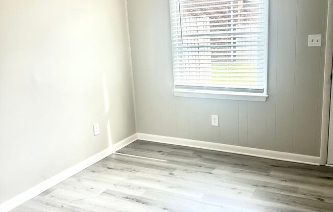 2 beds, 1.5 baths, 1,100 sqft, $1,099, Unit 714-B