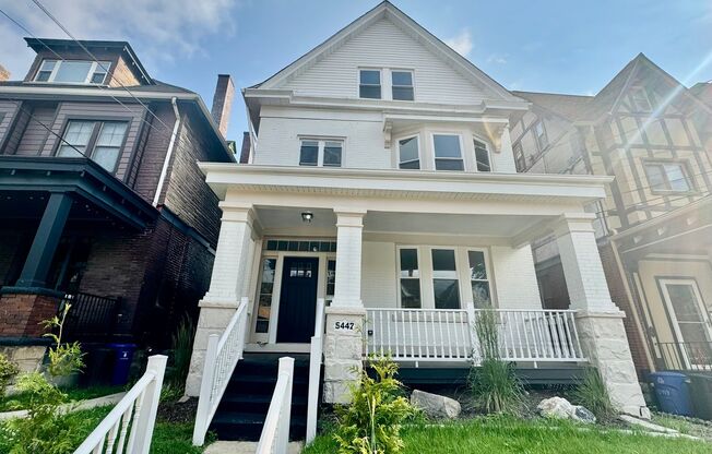 Completely Renovated 3 Bed, 2.5 Bath Home Plus Huge Bonus Room! Tons Of Space - Available Now in Highland Park!