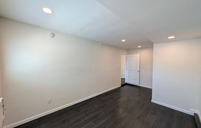1 bed, 1 bath, 750 sqft, $1,695, Unit 5207