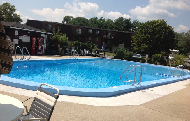 Welcome to Oak Ridge Village!