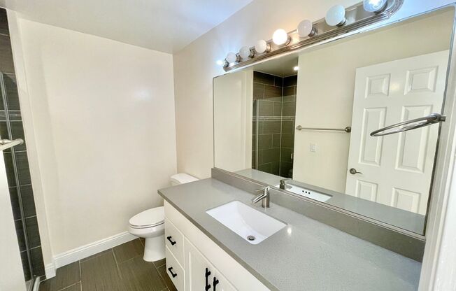 3 beds, 2 baths, $6,200