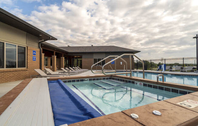 Hot tub and swimming pool at 360 at Jordan West best new apartments West Des Moines IA 50266