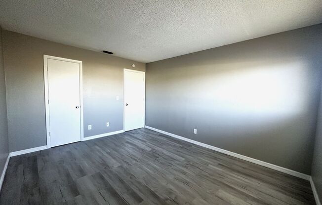 2 beds, 1 bath, 882 sqft, $1,650, Unit 823 Gleason Pkwy #4