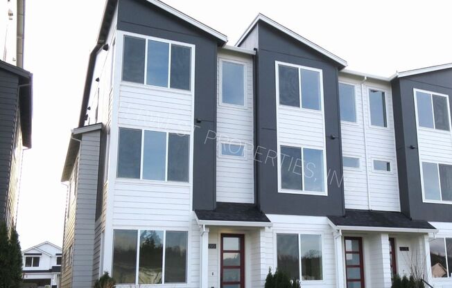 Be the 1st Person to live in this Newly Constructed Beautiful Townhouse