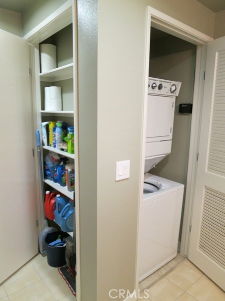 1 bed, 1 bath, 740 sqft, $2,900, Unit 326