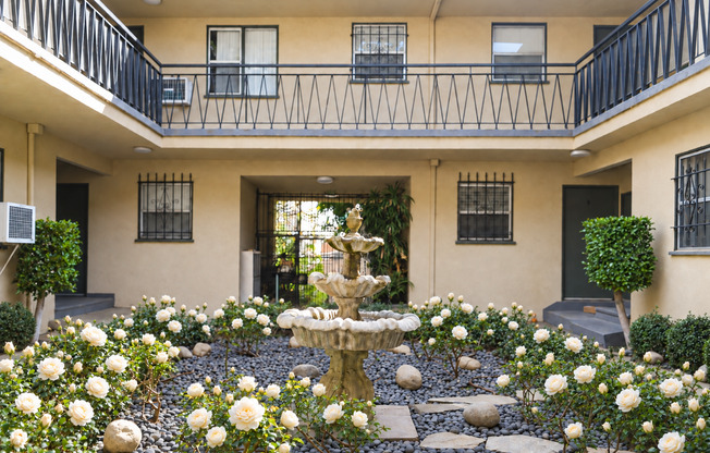 Franklin Apts - Hollywood Franklin Properties, LTD