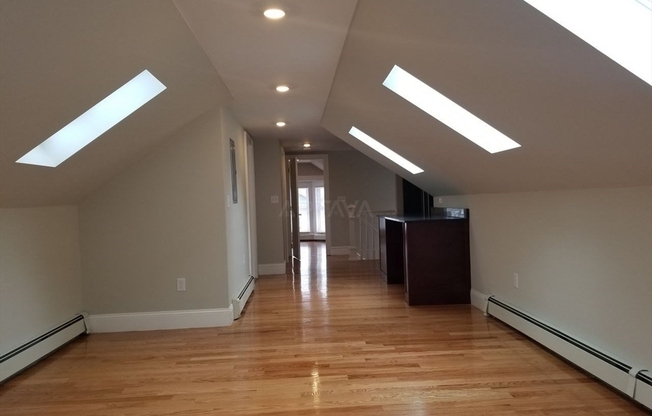 35 WHITFIELD RD