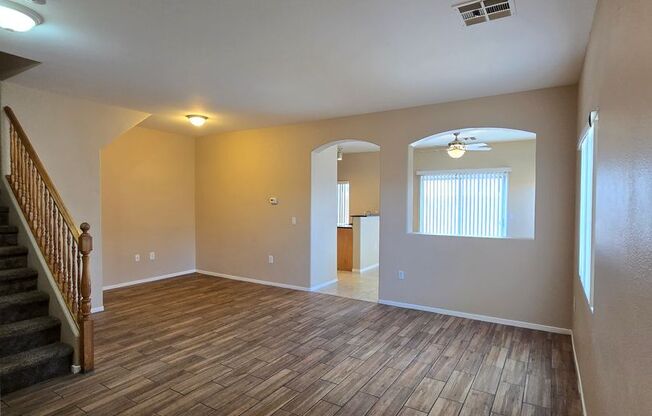 A Fabulous 3 Bedroom Townhouse close to NAFB and the VA Hospital