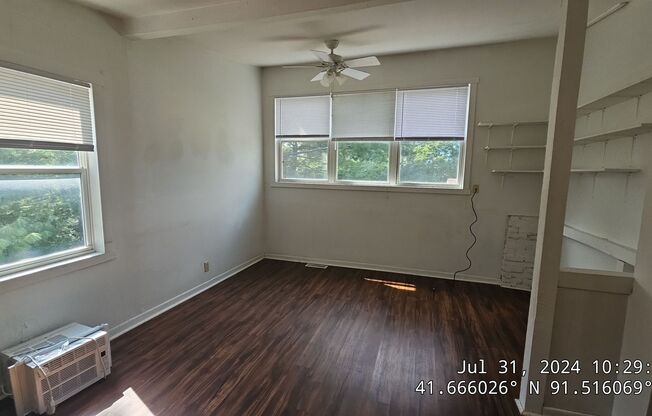 2 beds, 1 bath, 1,000 sqft, $1,350, Unit 1330