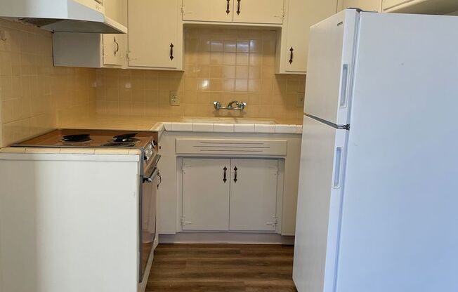 Clinton Apartments - 621