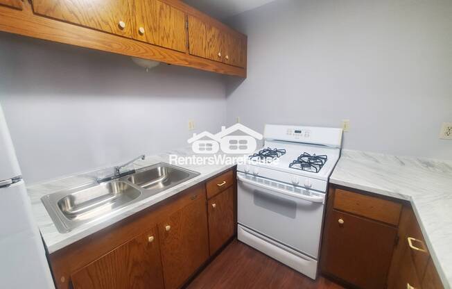 6974 N 43 ST