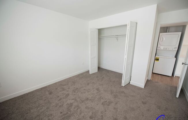 1 bed, 1 bath, 621 sqft, $1,375, Unit 18