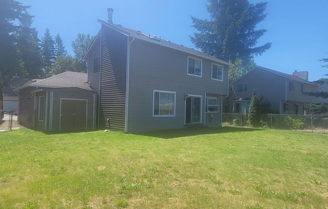 3 beds, 2 baths, $2,995