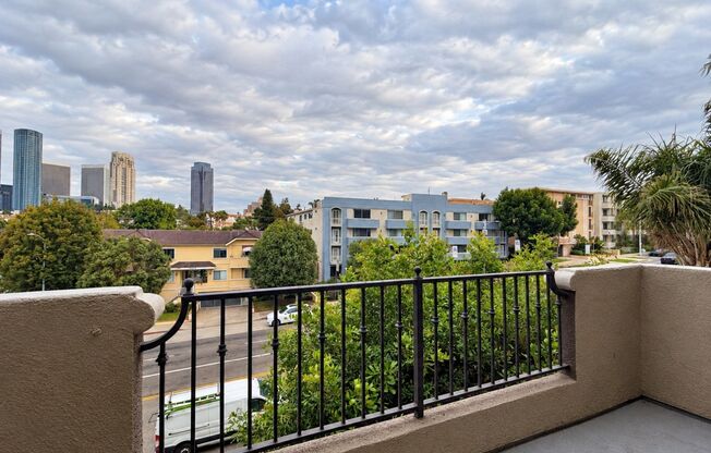 3 beds, 2 baths, 1,125 sqft, $3,598, Unit 301