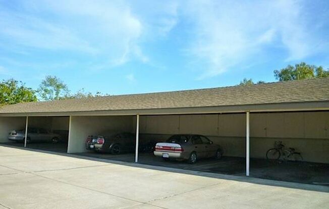 4700 Dexter Drive Apartments and Townhouses