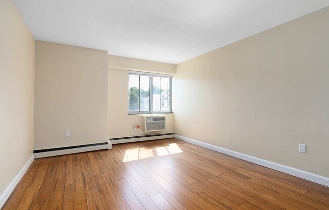 1 bed, 1 bath, 680 sqft, $2,150, Unit G3