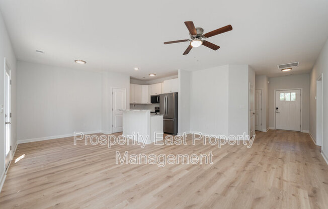 605 QUEENS RD