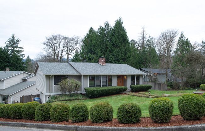 Spacious 4-Bedroom Home Offering Seamless Indoor-Outdoor Flow