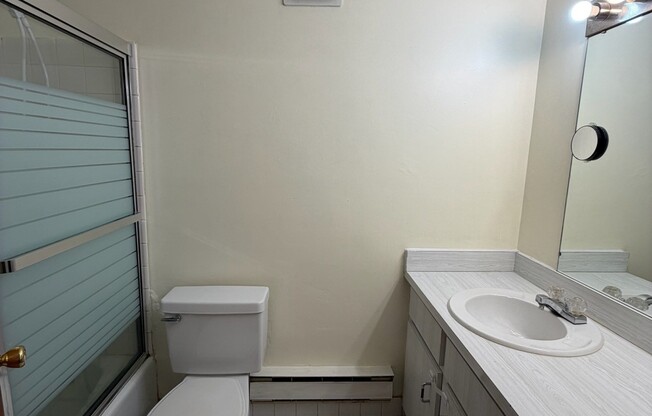 2 beds, 2.5 baths, 1,550 sqft, $2,850, Unit Unit 44