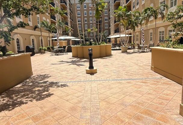 2 beds, 2 baths, $2,750, Unit # 1635