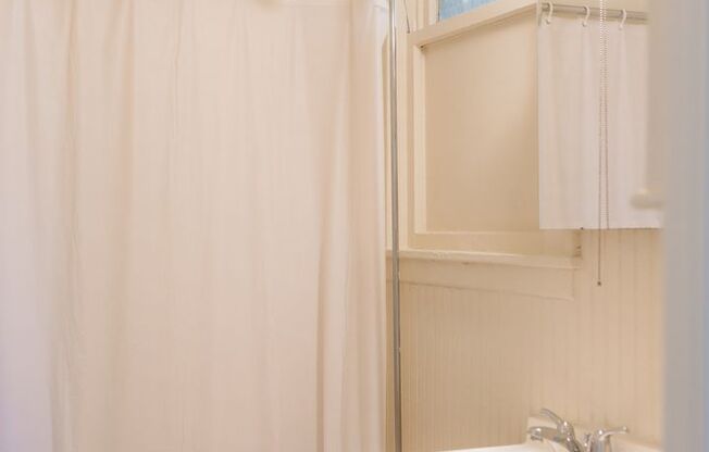 Studio, 1 bath, 461 sqft, $950, Unit 307-47