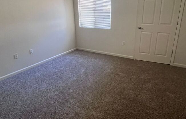 2 beds, 2 baths, $2,195, Unit # 1813