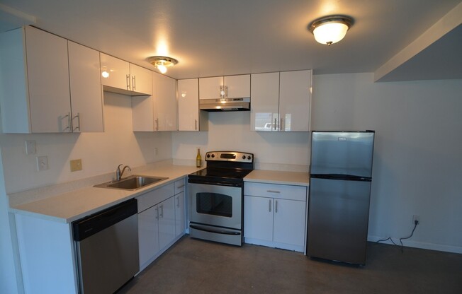 1 bed, 1 bath, 550 sqft, $1,195, Unit 13