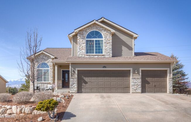 Fabulous 6 bedroom + office D20 Home with Amazing Mt views