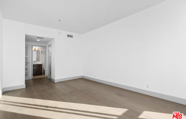 2 beds, 2.3 baths, 1,859 sqft, $7,800, Unit 804