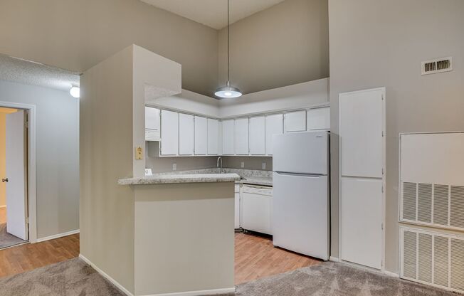 2 beds, 2 baths, 1,100 sqft, $1,200, Unit 1401