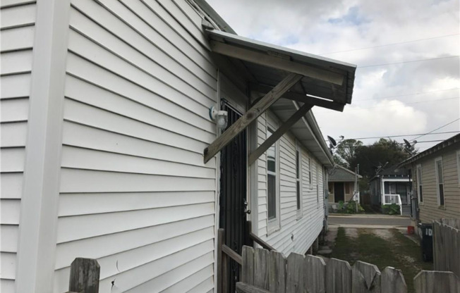1014 GORDON AVE