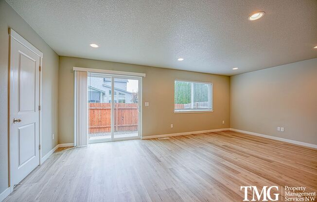 3 beds, 2.5 baths, 1,650 sqft, $2,490, Unit C-112