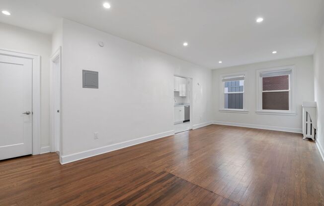 Studio, 1 bath, 463 sqft, $1,525, Unit 303