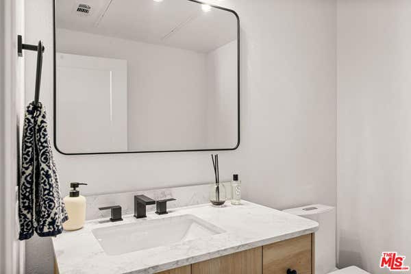 6020 Seabluff Dr Unit 303