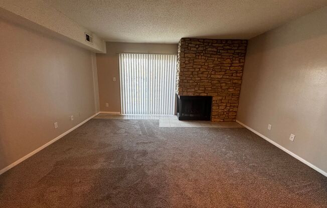 1 bed, 1 bath, 755 sqft, $999, Unit 6006F