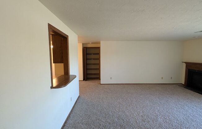 2 beds, 2 baths, 1,074 sqft, $1,209, Unit 2970-093