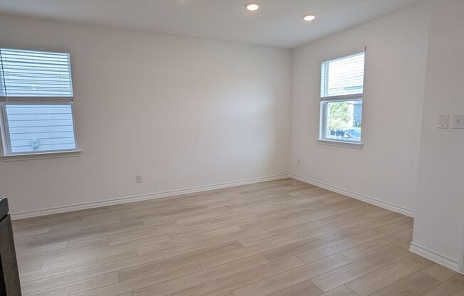 Spacious 4 Bed / 3 Bath NEW Home in Hutto!